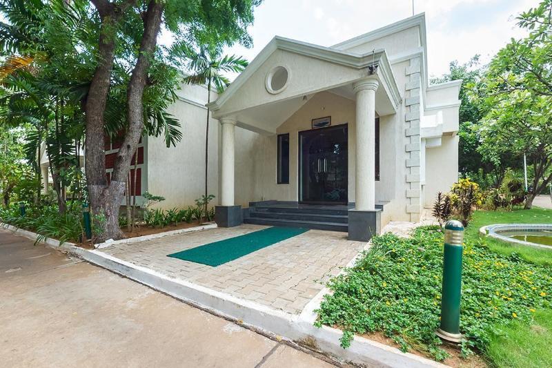 Hotel Riverside Resort And Spa Kumbakonam Exterior photo